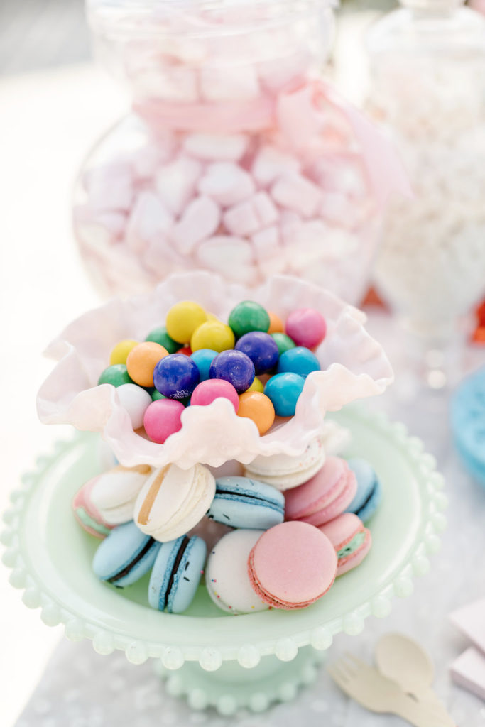 Pastel French Macarons for Party