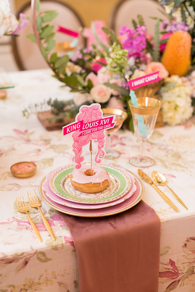 Marie Antoinette Party Decor