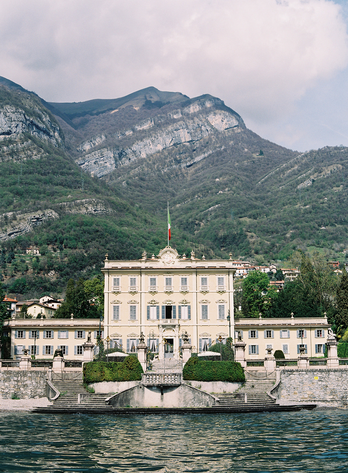 Exterior photo of Villa Sola Cabiati on Lake Como in Italy